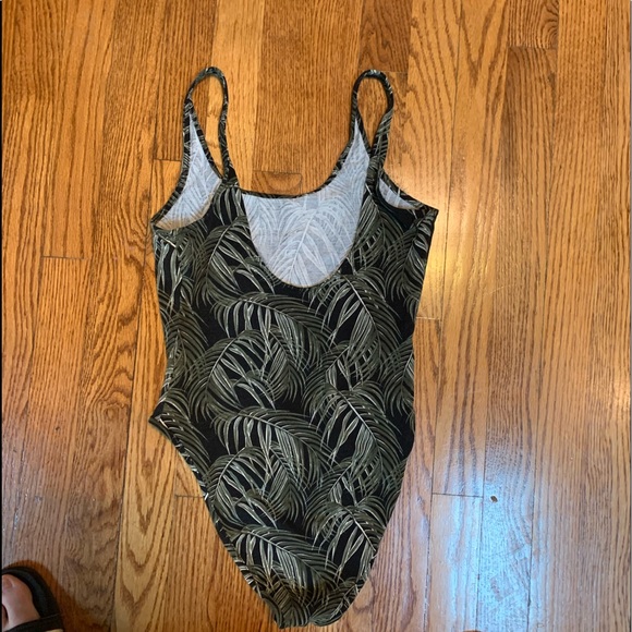 Top Shop bodysuit - Picture 2 of 3